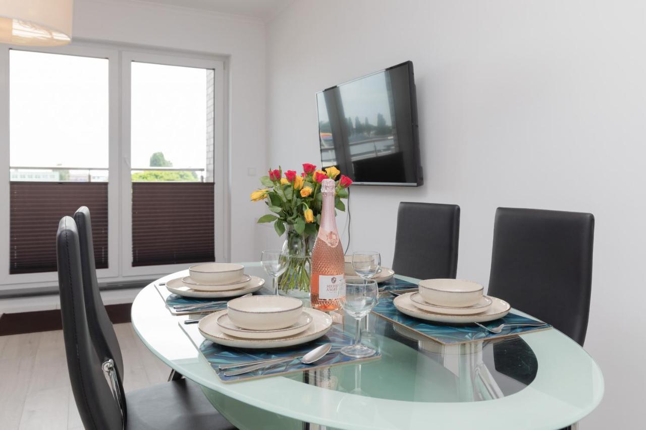 Apartment Przestronny Z Balkonem - Przy Porcie - By Renters